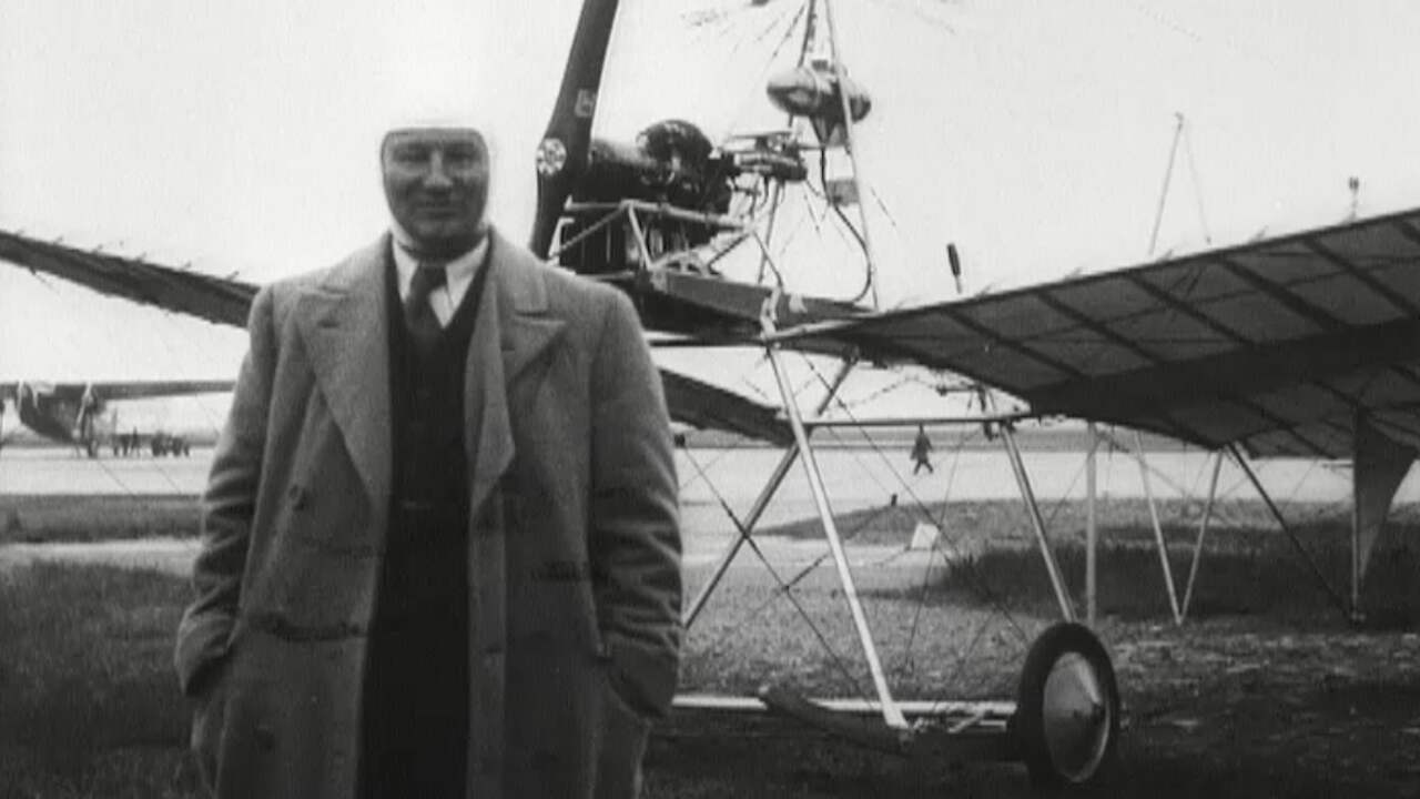 Beeld uit video: Vliegtuigfabriek Fokker 100 jaar: historische beelden