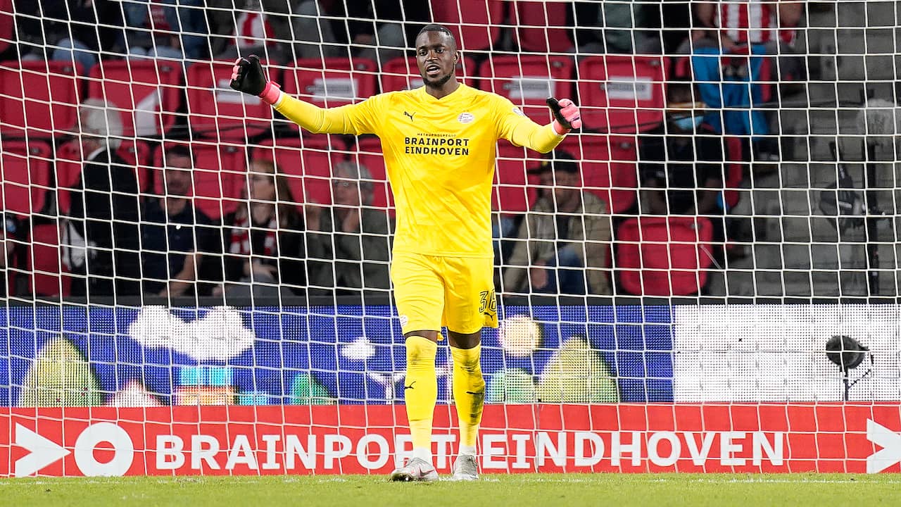 Trainer Schmidt remains behind goalkeeper Mvogo even after a new blunder |  NOW