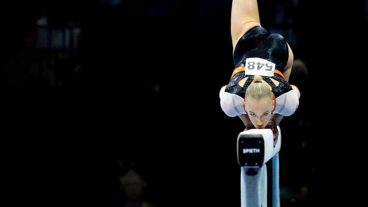 Sanne Wevers still in contention for beam final at World Gymnastics Championships despite initial reserve status