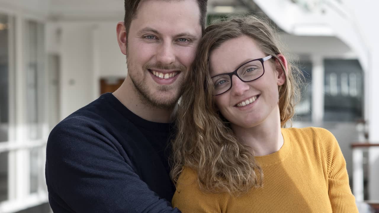 man zoekt stel spelende vrouwen met elkaar man zoekt stel spelende vrouwen met elkaar