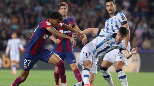 Yamal en Raphinha helpen Barça langs Sociedad