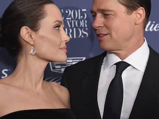 'Angelina Jolie en Brad Pitt om tafel voor scheiding'