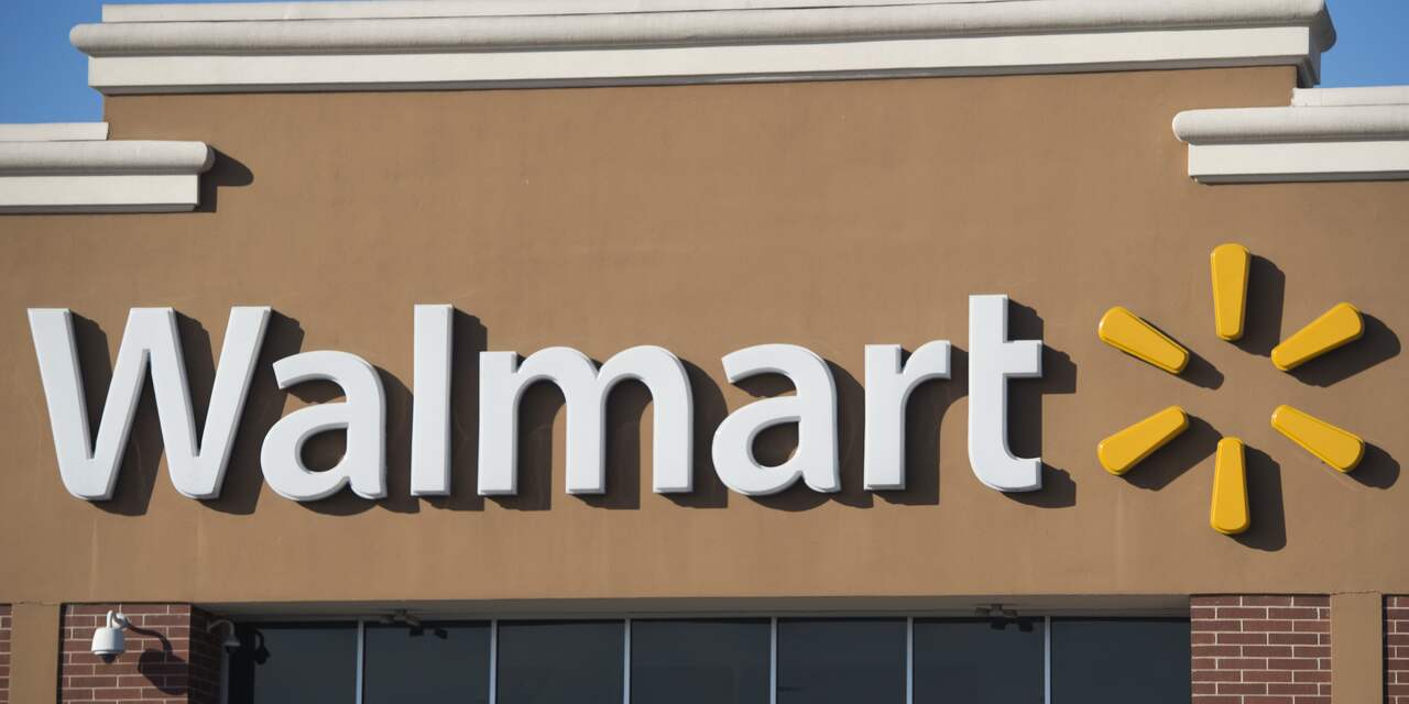 Walmart verhoogt minimumsalarissen naar 11 dollar
