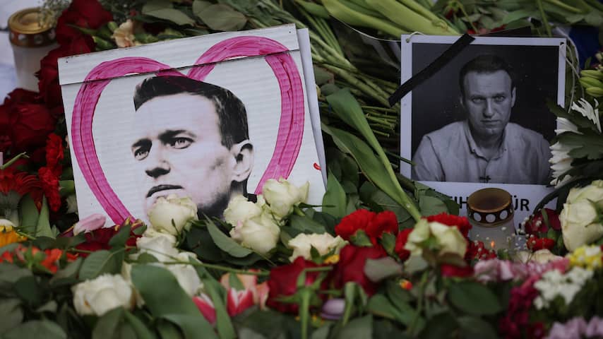 Familie Navalny wil antwoorden, Rusland vertraagt onderzoek naar doodsoorzaak