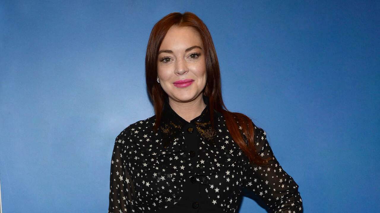 Lindsay Lohan wanted to have social media when she was young |  backbiting