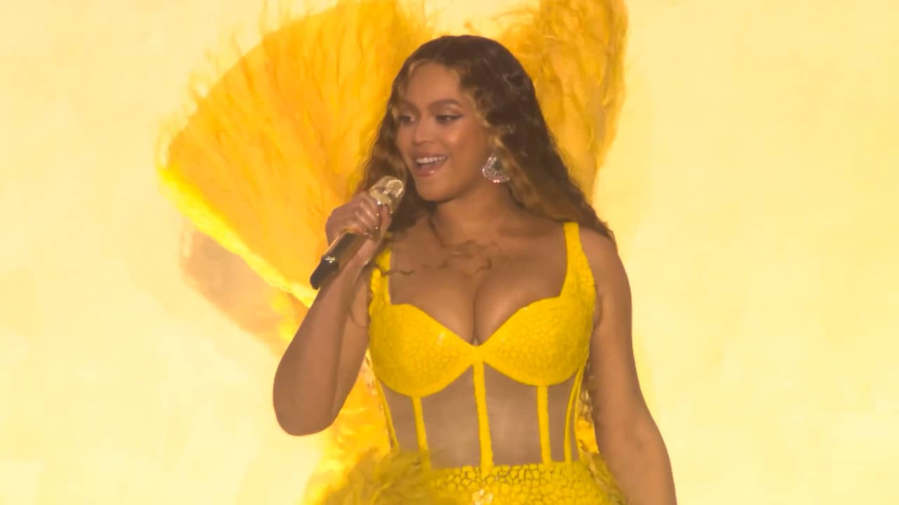 Beeld uit video: Zo zag Beyoncés omstreden optreden in Dubai eruit