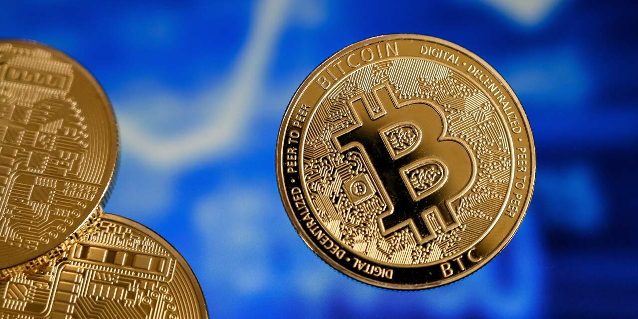 Koers Bitcoin krabbelt op en nadert grens van 34.000 dollar