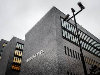 Europol rolt bende op die online namaakspullen verkocht