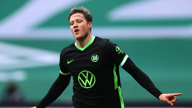 Wout Weghorst maakte zijn vijftigste doelpunt in de Bundesliga en zijn zeventiende van het seizoen.