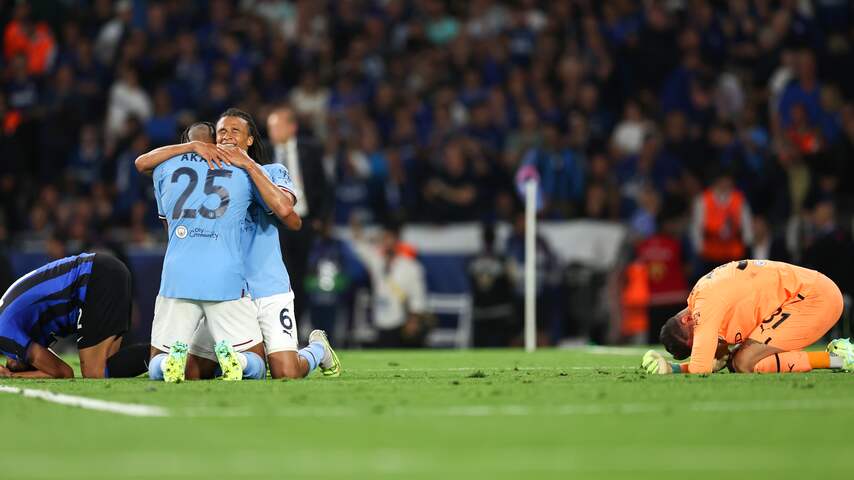 CL-winnaar City pas maandag gehuldigd met bustour: Aké voorlopig niet bij Oranje
