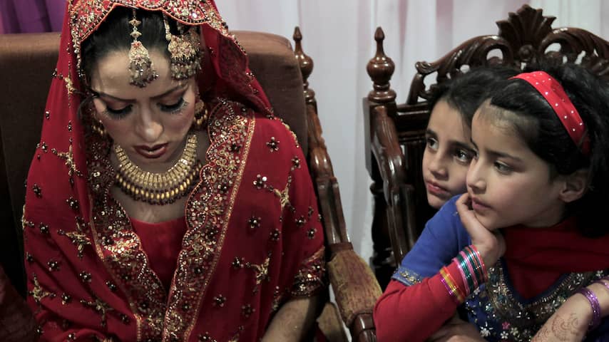 Pakistan stelt totaalverbod op kindhuwelijken en gedwongen huwelijken in