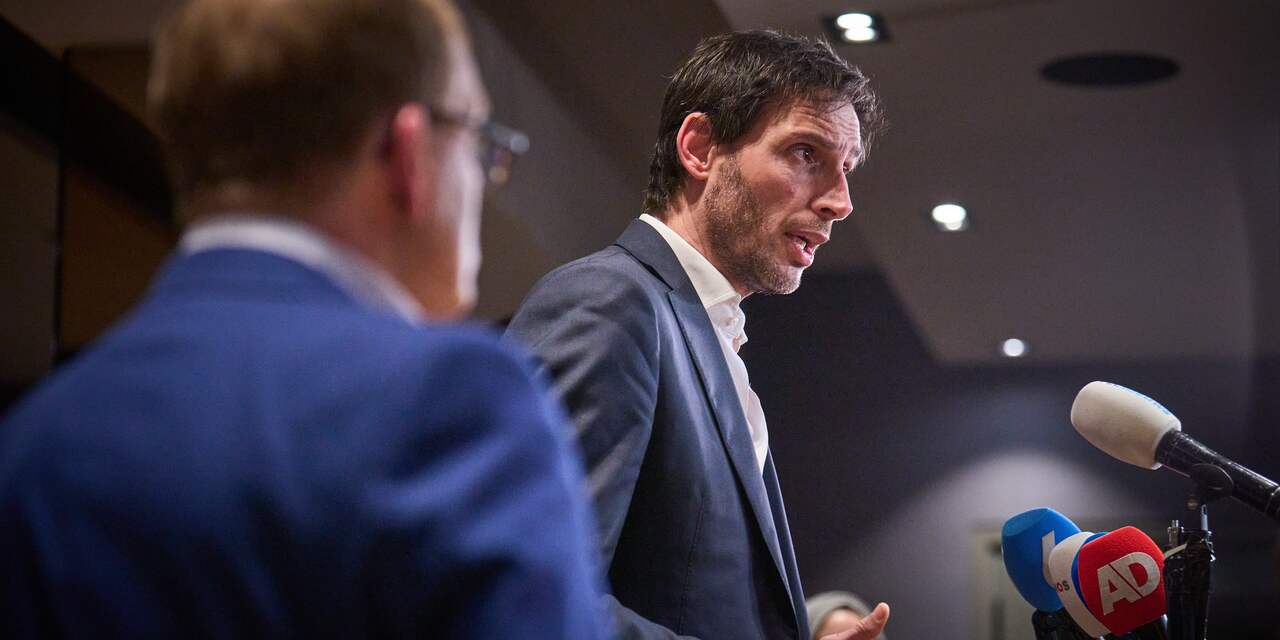 Hoekstra blijft na crisisberaad met CDA-top partijleider ondanks verkiezingsverlies