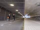 Fietstunnel bij Centraal Station twee weken langer dicht