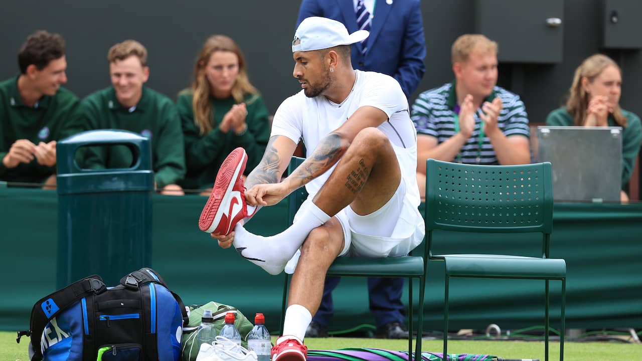 Kyrgios non aderisce al dress code di Wimbledon: ‘Faccio quello che voglio’ |  ADESSO