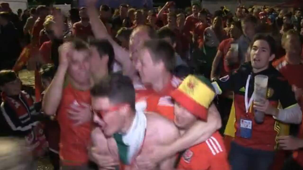 Beeld uit video: Video: Welshmen uitzinnig na overwinning op België