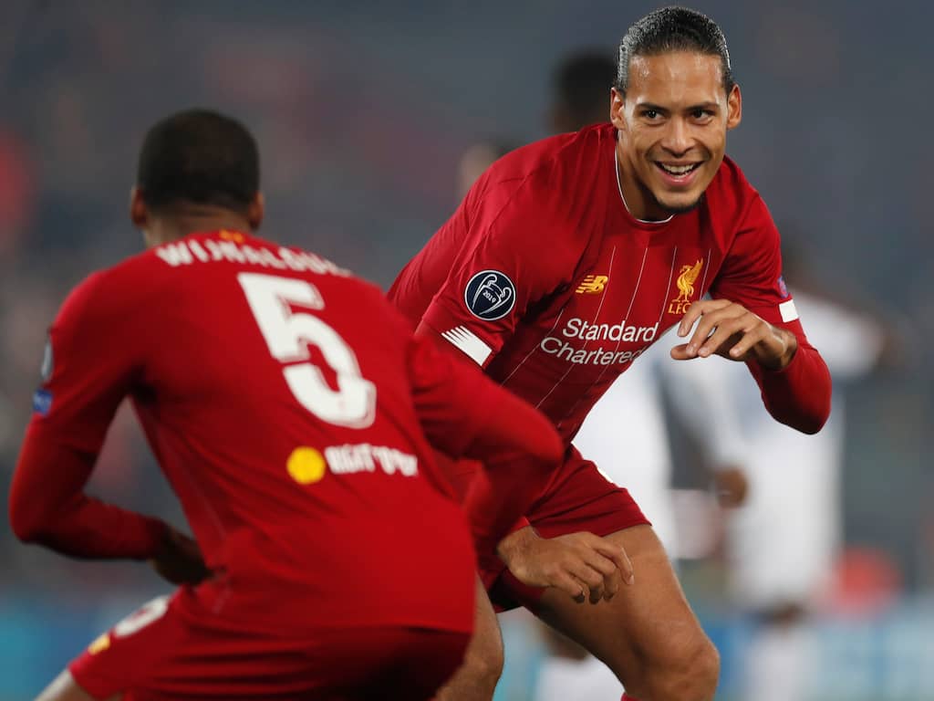 Van Dijk En Wijnaldum Steunen Oud Clubs Met Aanschaf Seizoenkaarten Nu Het Laatste Nieuws Het Eerst Op Nu Nl