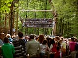 Roken in wachtrijen van grote pretparken verboden