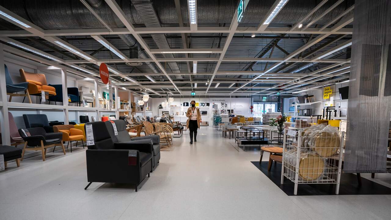 bijenkorf keeps it open when shopping by appointment ikea and action teller report