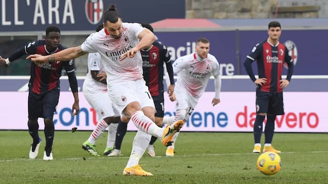 Ondanks een gemiste strafschop van Zlatan Ibrahimovic won AC Milan van Bologna.