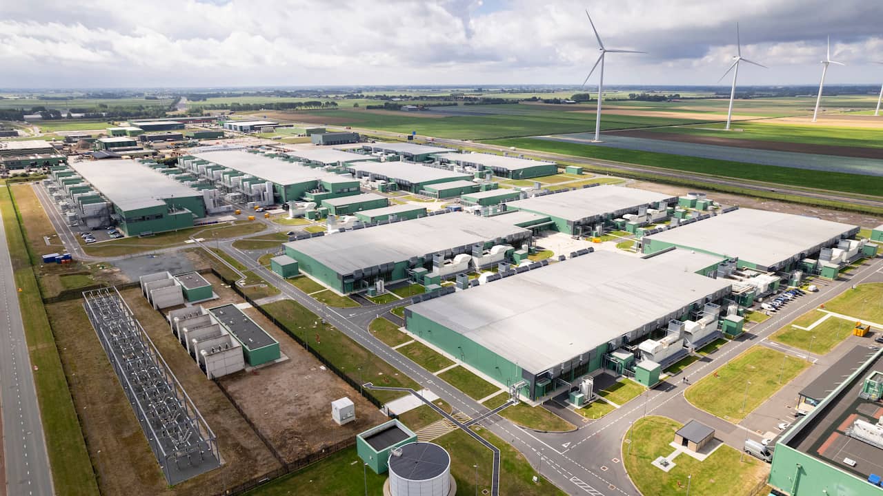 The Netherlands: A Leading Hub for Energy-Efficient Data Centers