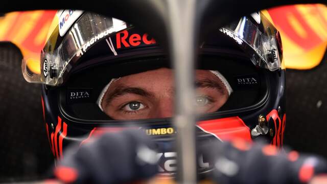 Verstappen valt uit in slotfase tweede training (gesloten)