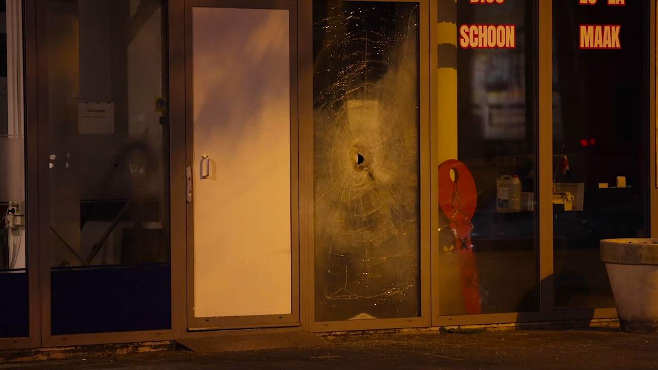 Image from video: Devastation at Amsterdam money exchange office after new explosion