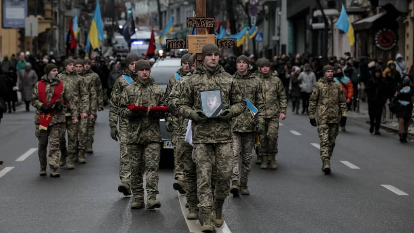 Oekraïne gaat sperma en eicellen van militairen ook bewaren als ze sneuvelen