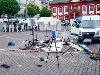 Agent die gewond raakte bij mesaanval in Duitse Mannheim overlijdt na coma