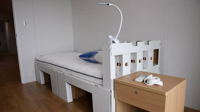 De bedden zijn gemaakt van recyclebaar, stevig karton.