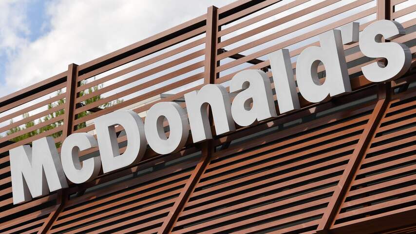 McDonald’s in Zwolle weer open na dubbele moord: ‘Voel me niet ongemakkelijk’