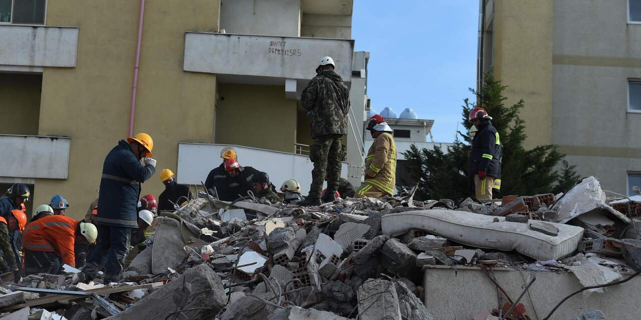 Zoektocht naar overlevenden aardbeving Albanië gestaakt, dodental op 50