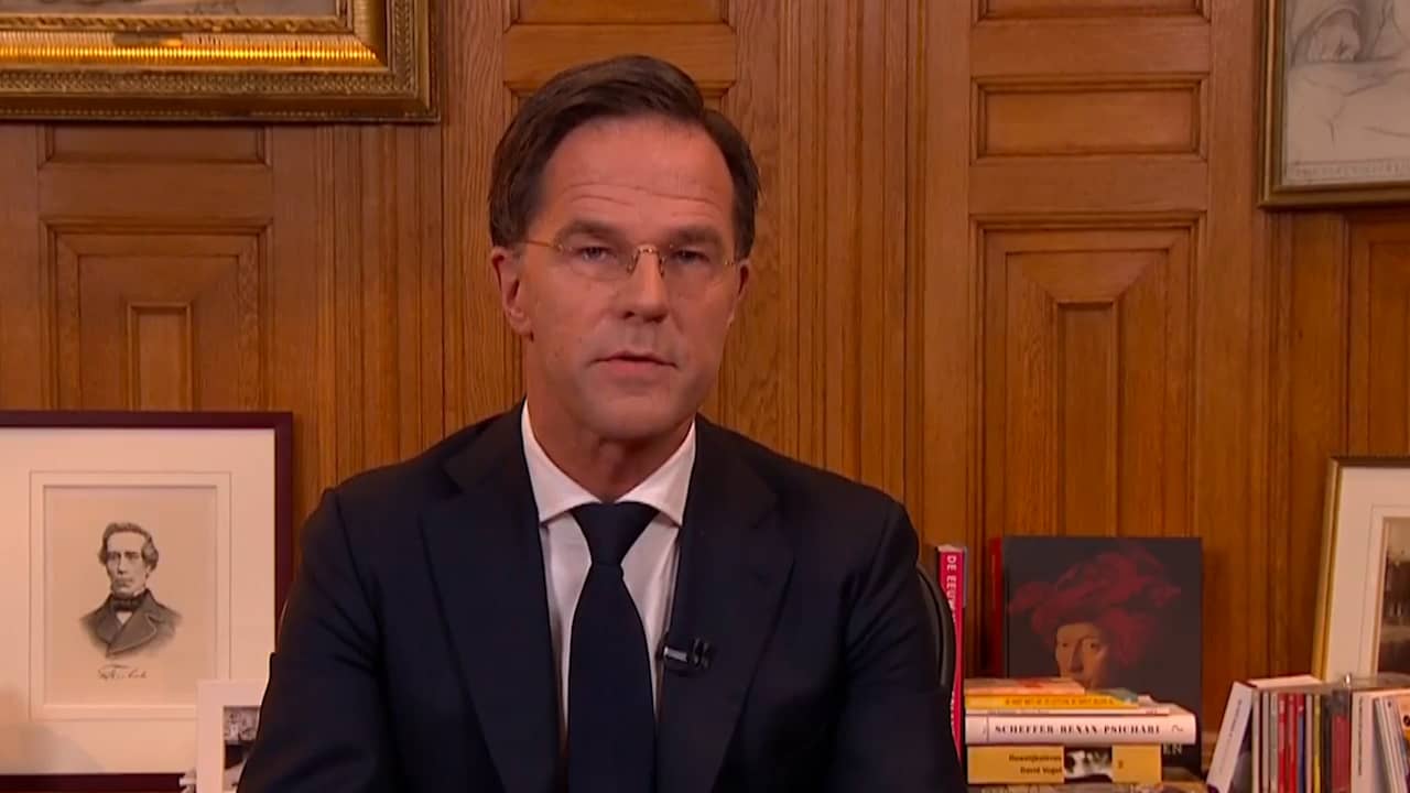 Beeld uit video: Rutte vanuit Torentje: 'Nederland gaat op slot'