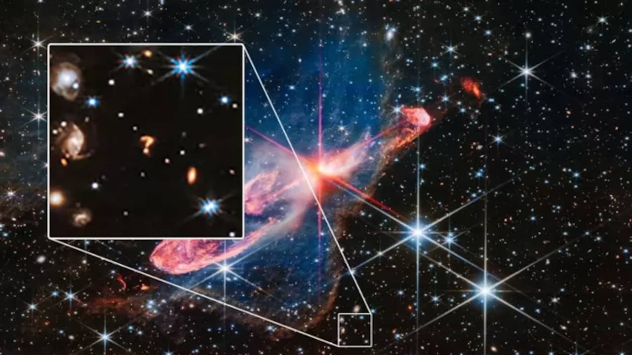 A mysterious question mark in space may be a galaxy collision  Sciences