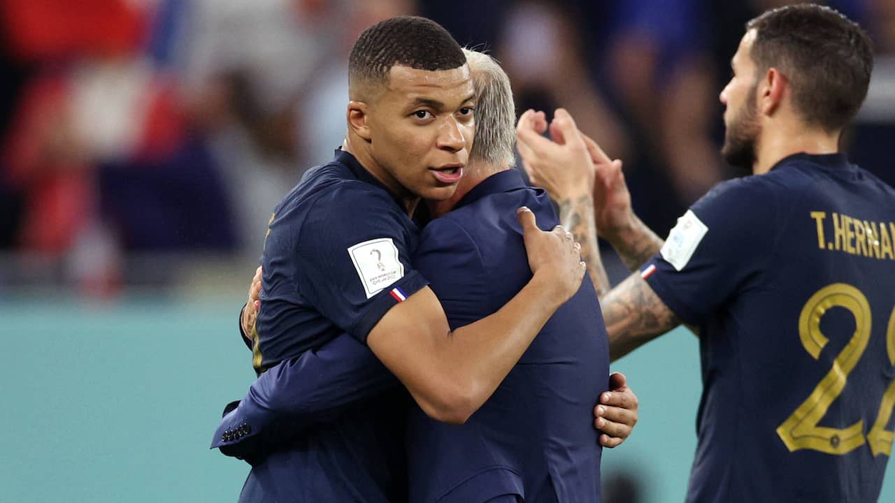 Deschamps lovend over 'unieke' Mbappé: 'Hij kan zo veel problemen oplossen'  | WK voetbal | NU.nl