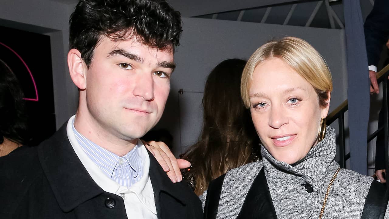 Actrice Chloë Sevigny (45) in verwachting van haar eerste kindje |  Achterklap | NU.nl