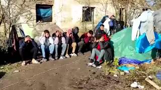 Politie grijpt in na schietpartij op migrantenkamp in Servië