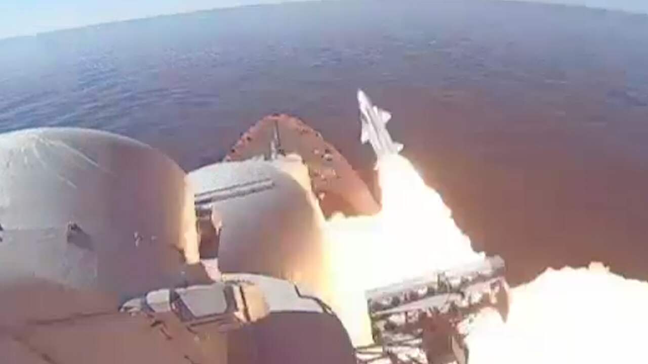 Russische schepen lanceren raketten bij test op Zwarte Zee