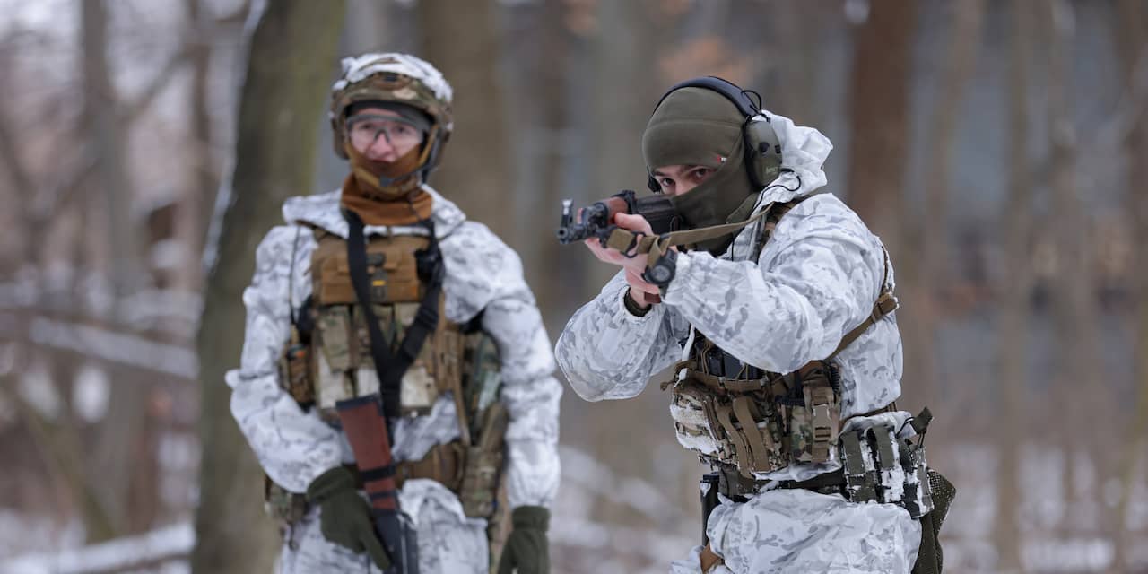 NAVO stuurt extra troepen en materieel naar Oost-Europa om situatie Oekraïne