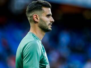 Pereiro keert na sleutelbeenbreuk terug op training PSV