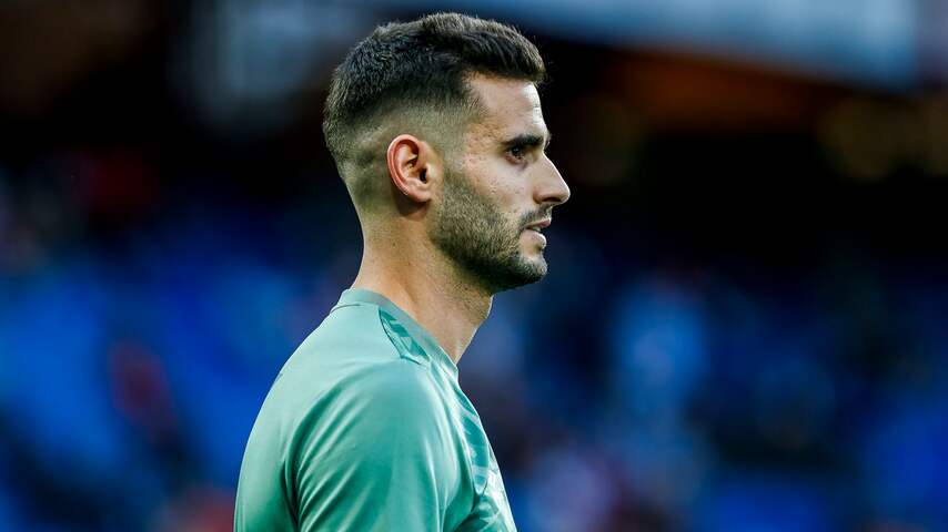 Pereiro keert na sleutelbeenbreuk terug op training PSV
