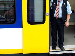 'Gevaarlijke situaties in trein door reizigers die te laat instappen'