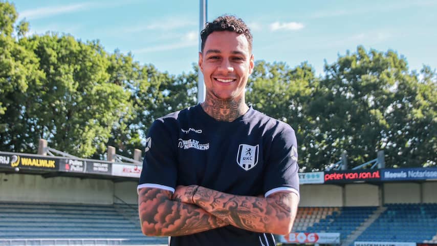 Van der Wiel na één seizoen weg bij Toronto vanwege conflict met trainer, Voetbal