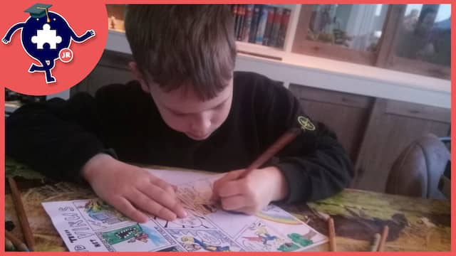 Skye (8) maakt een strip om mensen afstand te laten houden