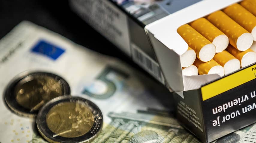 Zorgen hogere prijzen voor minder rokers? 'Nergens méér bewijs voor'