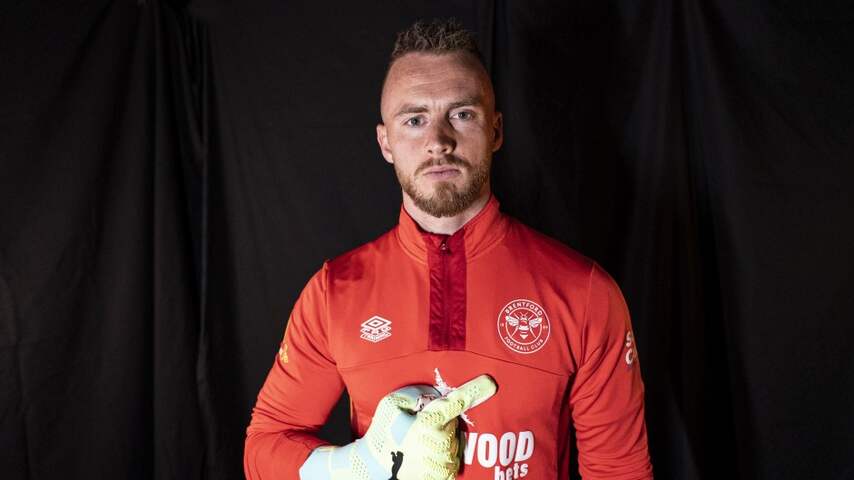 Oranje-international Flekken maakt overstap naar Premier League-club Brentford