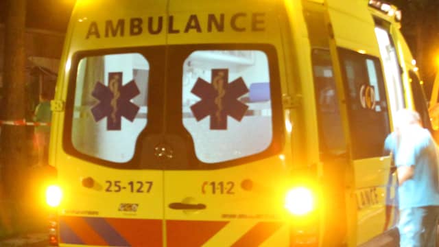 Bijrijder omgekomen door eenzijdig auto-ongeluk in Dordrecht. Bijrijder omgekomen door eenzijdig auto-ongeluk in Dordrecht.