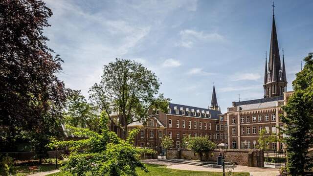 Uniek overnachten in een 4-sterren kloosterhotel met ontbijt: nu vanaf 89 euro