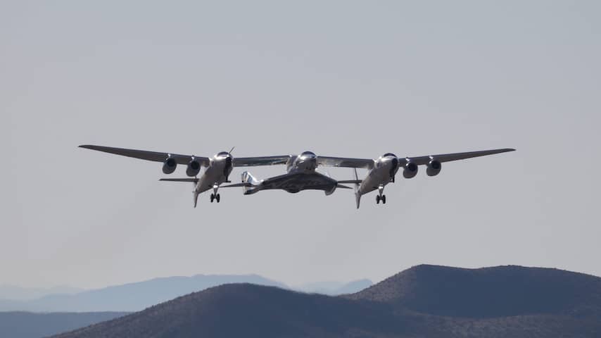 WhiteKnightTwo en SpaceShipTwo van Virgin Galactic