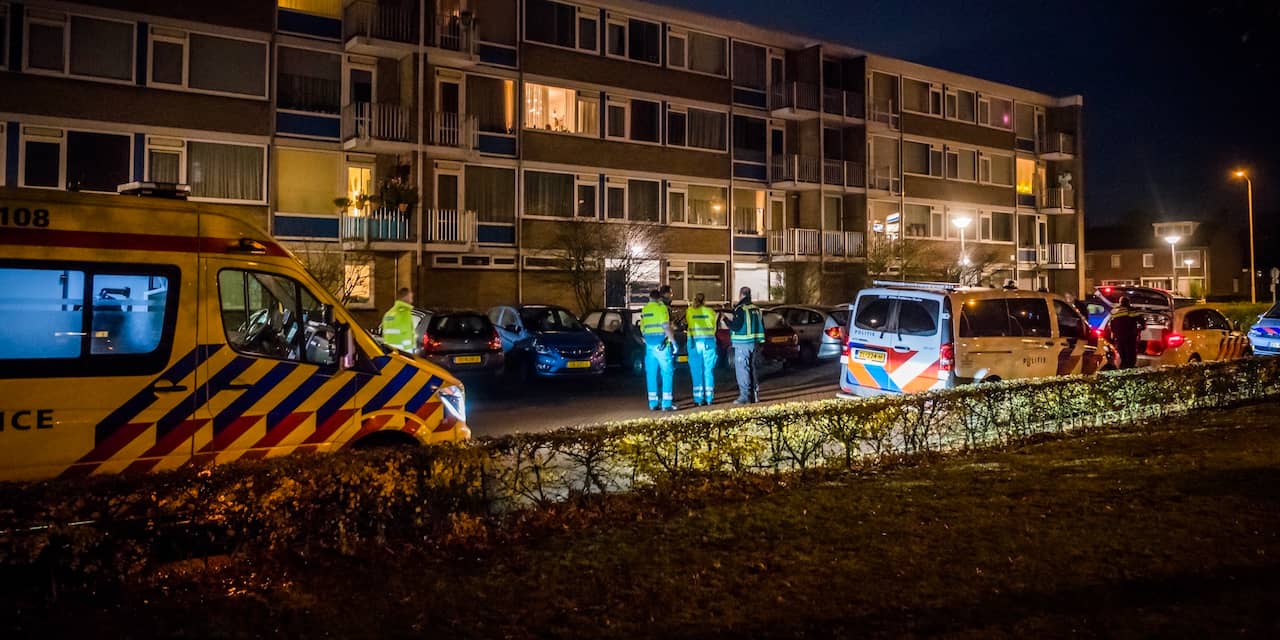 Twee gewonden bij aanrijding tussen auto en scooter in 's-Heerenhoek