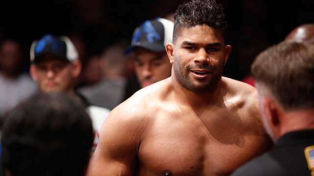 Overeem vocht in vier verschillende decennia MMA-duels.